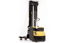 Caterpillar NSP14N2IR (1,4т x 5,4м)